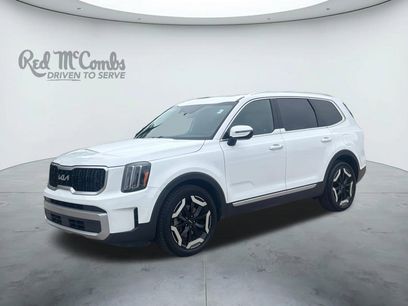 Used 2023 Kia Telluride EX w/ EX Captain's Chair Package