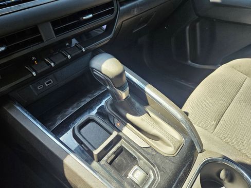 Used 2024 GMC Canyon Elevation RWD image 19