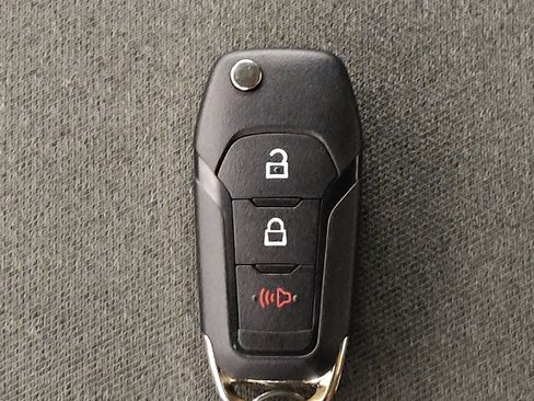Used 2021 Ford F150 XLT RWD image 32