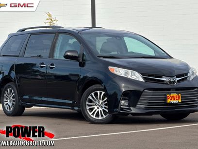 Used 2019 Toyota Sienna XLE