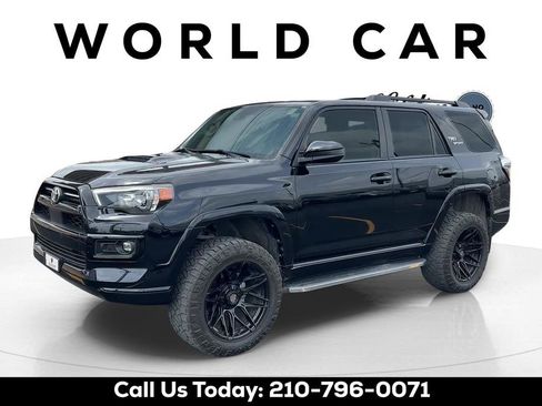 Used 2024 Toyota 4Runner TRD Sport AWD/4WD image 7