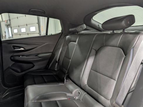 Used 2024 Buick Envista Sport Touring w/ Convenience I Package image 15