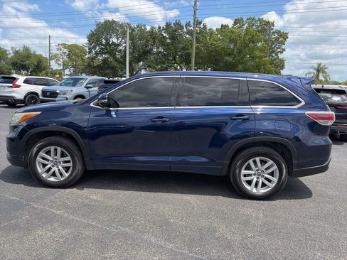 Used 2016 Toyota Highlander LE image 4