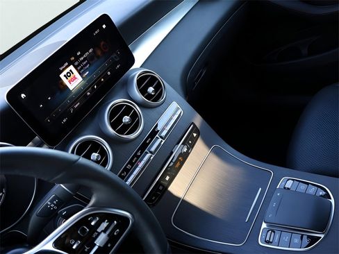 Certified 2021 Mercedes-Benz GLC 300 4MATIC image 21