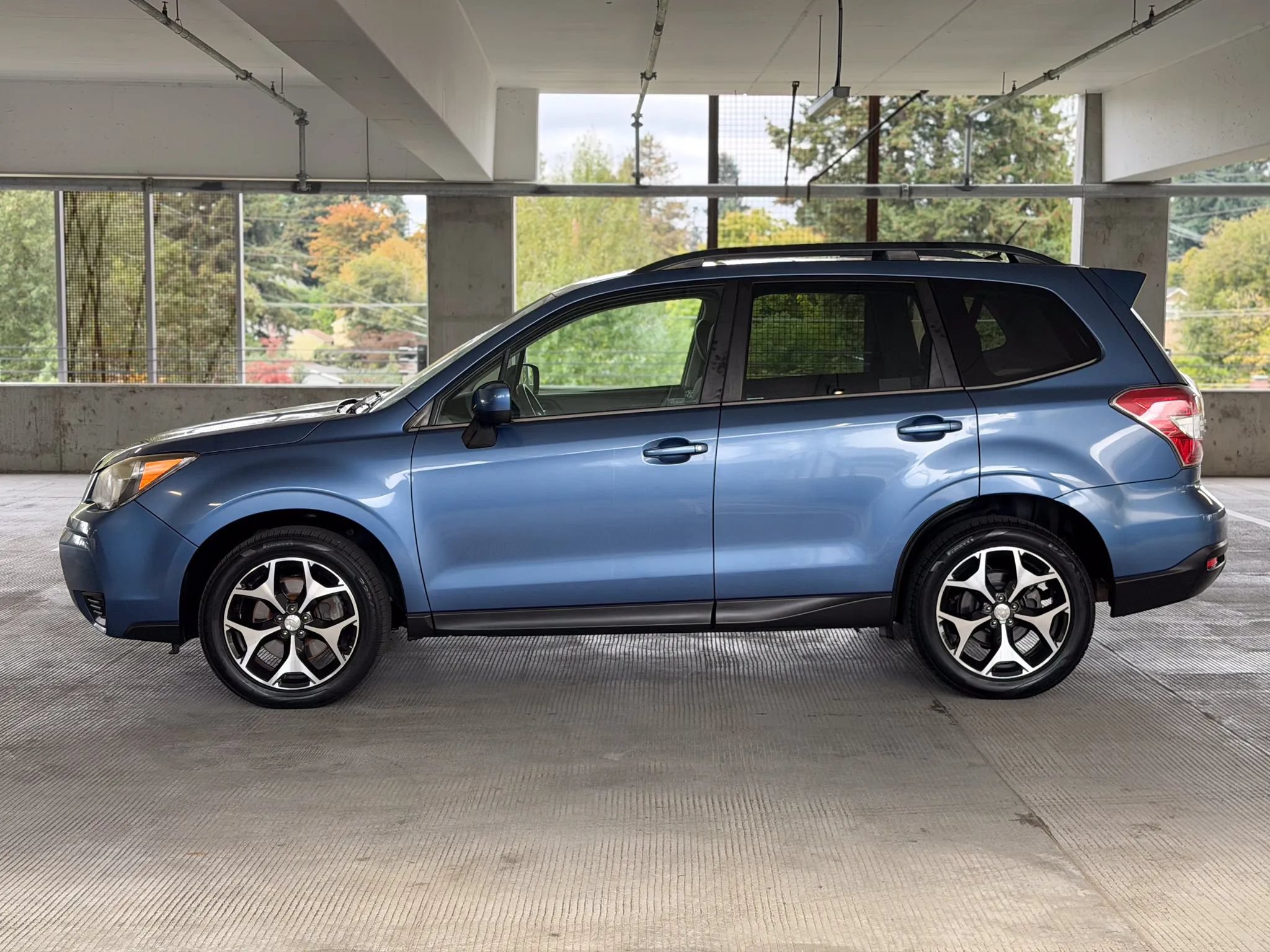 Used 2015 Subaru Forester 2.0XT Premium AWD/4WD image 8