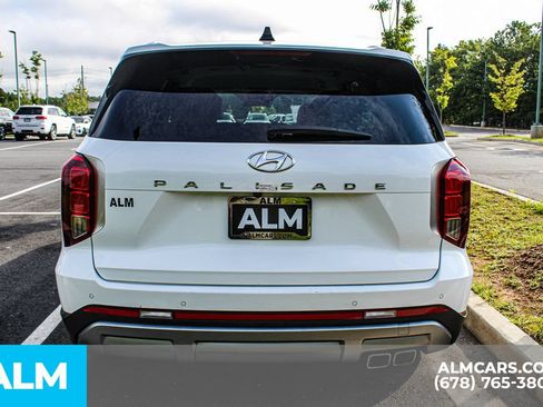 Used 2024 Hyundai Palisade SEL FWD image 9