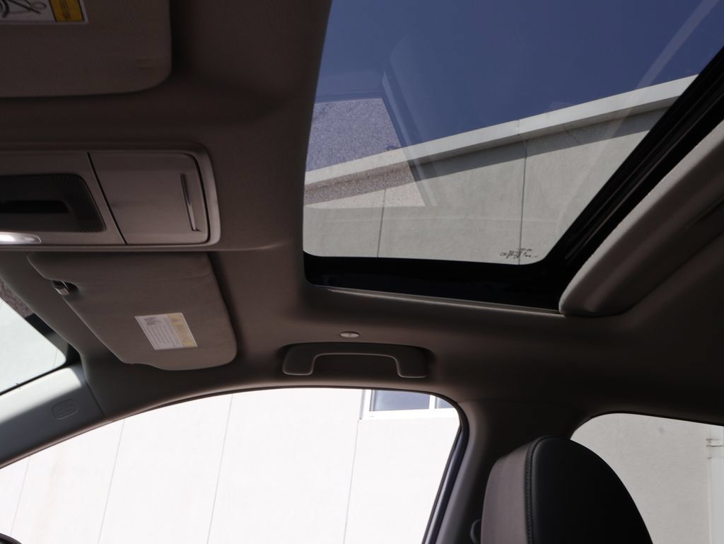 Used 2025 Honda CR-V EX-L image 44
