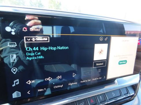 Used 2025 Chevrolet Silverado 2500 High Country image 23