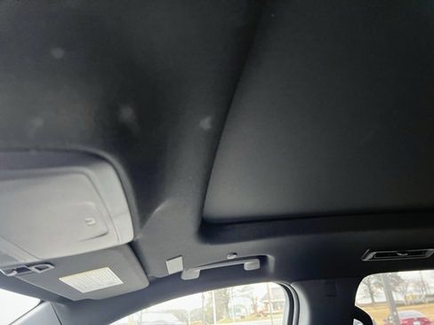 Used 2025 Chevrolet Traverse Z71 w/ Driver Confidence Package image 16