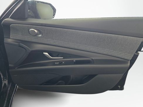 New 2026 Hyundai Elantra Limited FWD image 42
