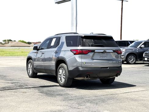 Used 2023 Chevrolet Traverse LT w/ Rear Camera Mirror Package AWD/4WD image 12