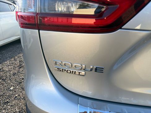 Used 2022 Nissan Rogue Sport SL w/ Premium Package AWD/4WD image 19