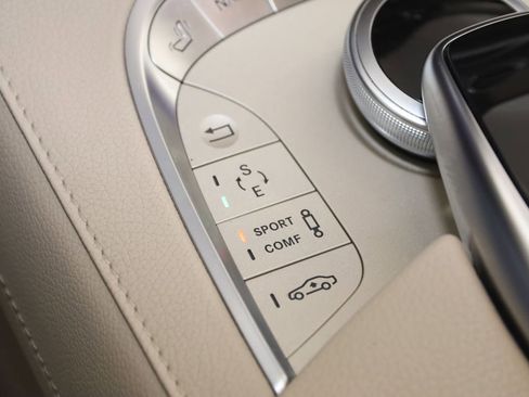 Used 2015 Mercedes-Benz S 550 4MATIC Sedan image 41