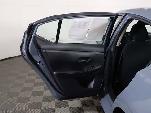 Used 2024 Nissan Sentra SV FWD image 18