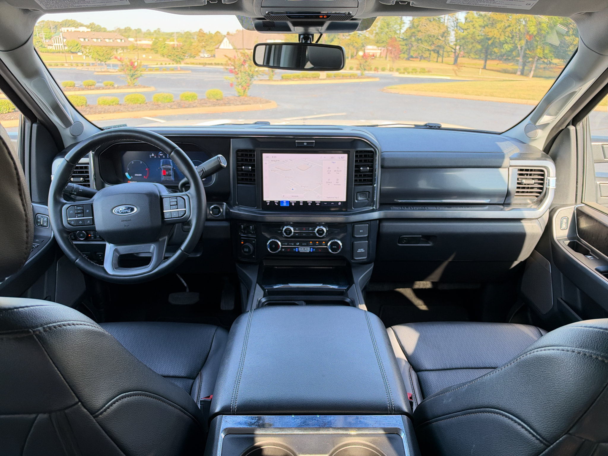 Used 2026 Ford F250 Lariat AWD/4WD image 16
