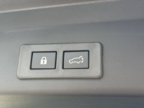 Certified 2026 Subaru Ascent Touring AWD/4WD image 15