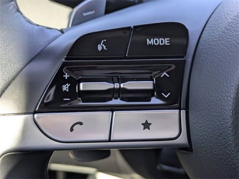 Used 2023 Hyundai Tucson Limited image 21