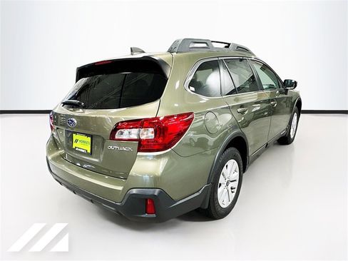 Used 2019 Subaru Outback 2.5i Premium w/ Protection Package #1 image 5