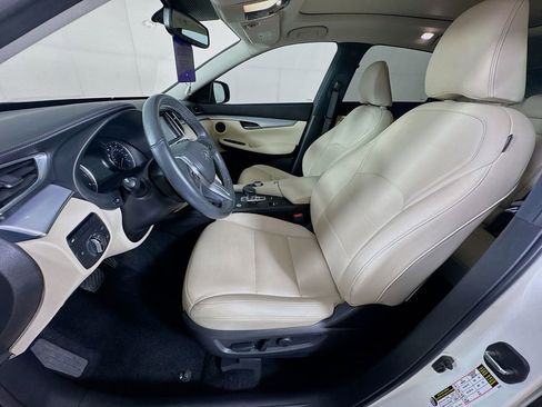 Certified 2019 INFINITI QX50 Luxe w/ Cargo Package AWD/4WD image 25