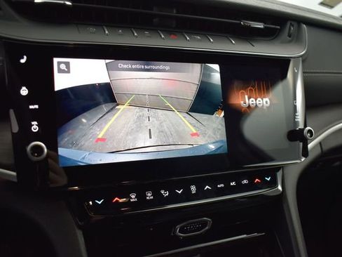 New 2026 Jeep Grand Cherokee L Limited image 27