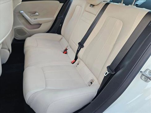 Used 2024 Mercedes-Benz CLA 250 image 16