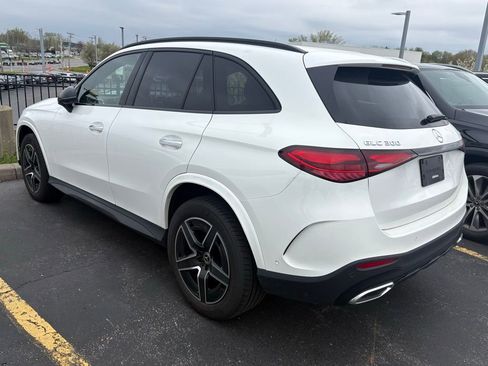 Used 2023 Mercedes-Benz GLC 300 4MATIC image 5