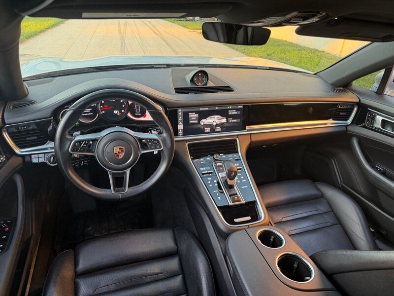 Used 2017 Porsche Panamera 4 AWD/4WD image 22