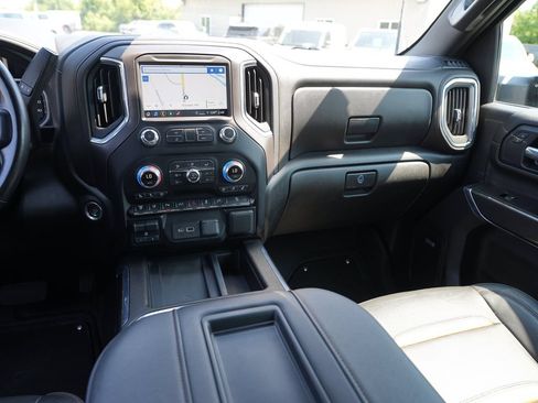 Used 2021 GMC Sierra 3500 AT4 w/ AT4 Premium Plus Package AWD/4WD image 21