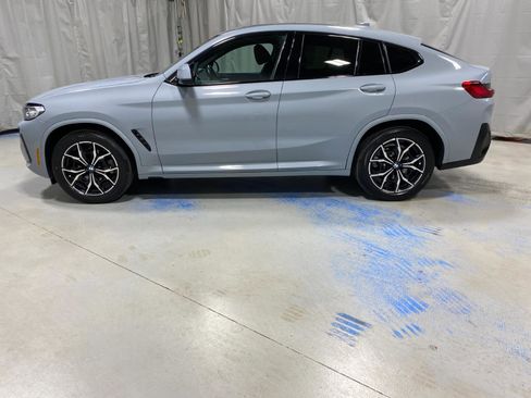 Used 2023 BMW X4 xDrive30i w/ M Sport Package image 4