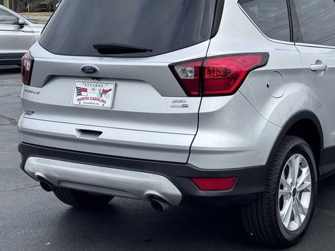 Used 2019 Ford Escape SEL image 40