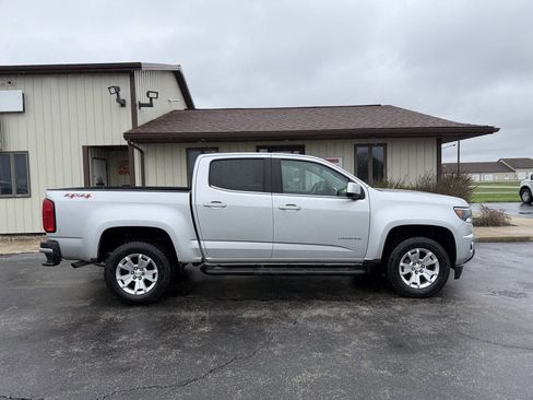 Used 2020 Chevrolet Colorado LT w/ LT Convenience Package AWD/4WD image 1