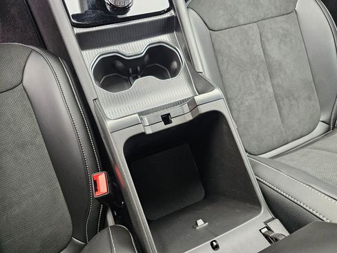 New 2025 Jeep Grand Cherokee L Altitude image 24