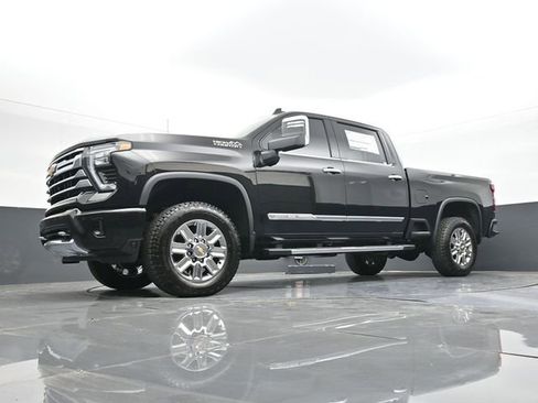 New 2026 Chevrolet Silverado 2500 High Country w/ High Country Premium Package AWD/4WD image 52