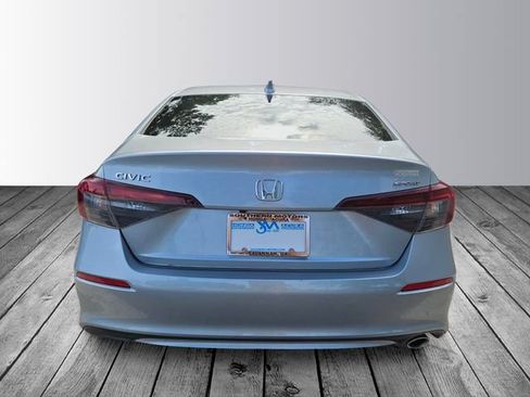 Used 2025 Honda Civic Sport image 4