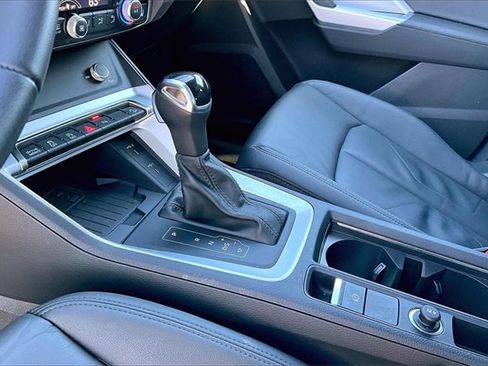 Used 2025 Audi Q3 2.0T Premium w/ Convenience Package image 14