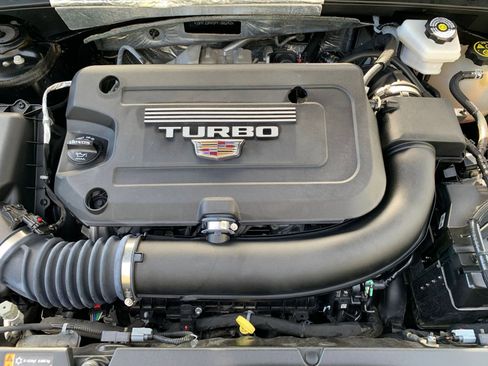 Used 2023 Cadillac XT4 Premium Luxury w/ Cold Weather Package image 32