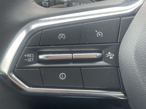 New 2026 Chevrolet Equinox LT w/ Convenience Package II FWD image 18