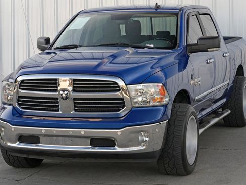 Used 2017 RAM 1500 Big Horn image 43