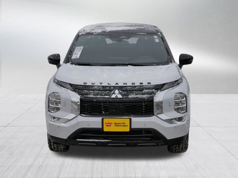 Used 2023 Mitsubishi Outlander SEL Black Edition image 2