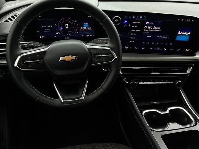 Used 2025 Chevrolet Traverse LT w/ Sun and Wheel Package FWD image 15