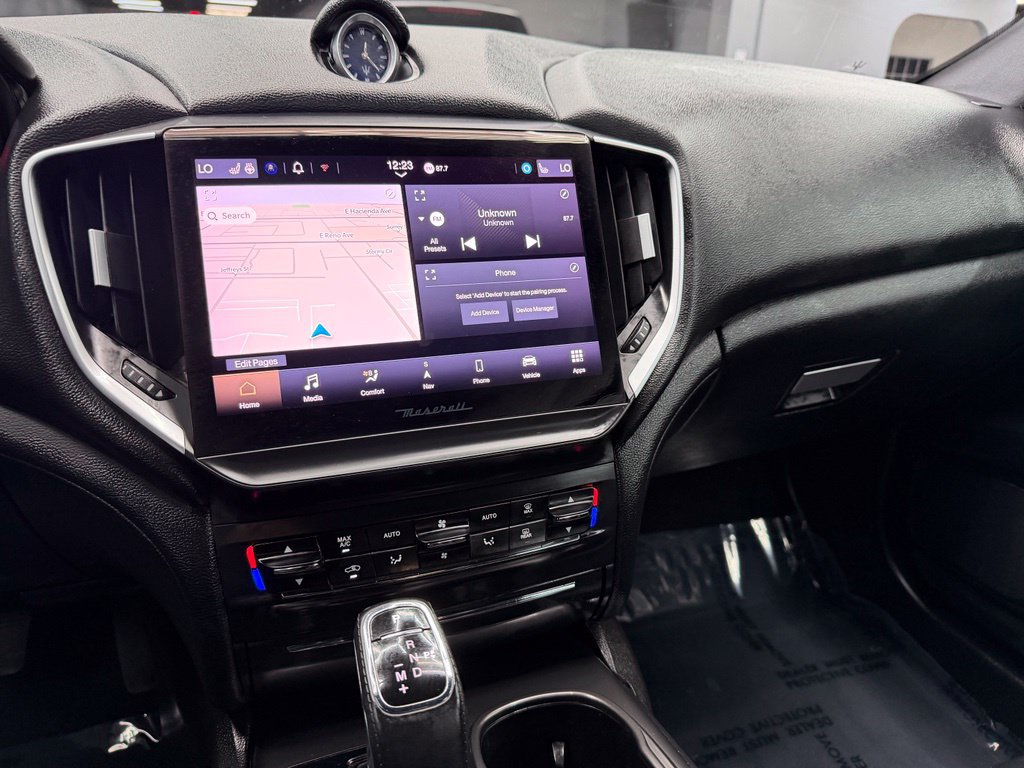 Used 2021 Maserati Ghibli RWD image 25
