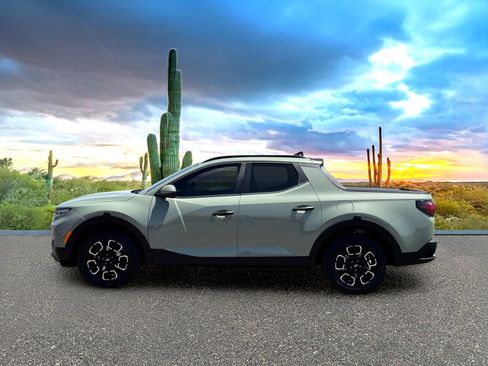 Used 2023 Hyundai Santa Cruz SEL w/ Activity Package AWD/4WD image 3