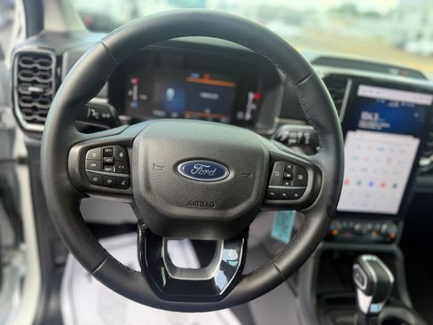 Used 2024 Ford Ranger XLT w/ Technology Package RWD image 8