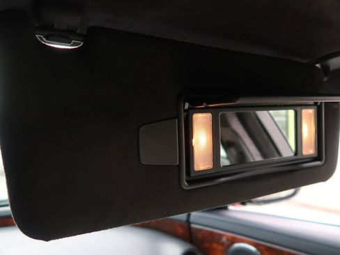 Used 2019 Jaguar XJ L Portfolio image 41