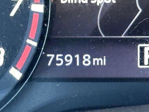 Used 2021 Nissan Titan PRO-4X w/ Pro-4x Utility Package image 15