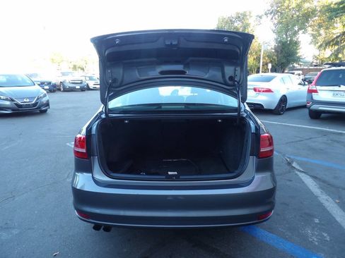 Used 2015 Volkswagen Jetta SEL FWD image 13
