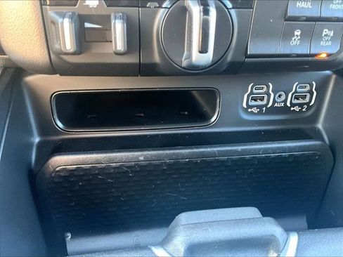 Used 2022 RAM 1500 Big Horn AWD/4WD image 27