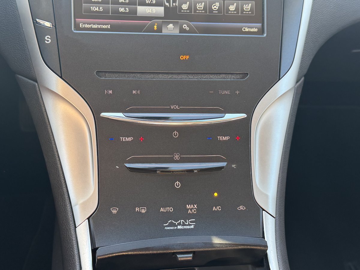 Used 2014 Lincoln MKZ AWD w/ Equipment Group 103A image 24