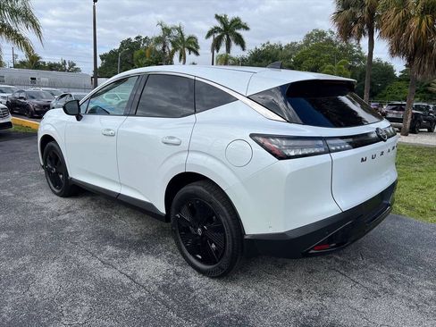 Used 2025 Nissan Murano SV FWD image 7