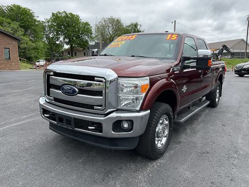 Used 2015 Ford F250 XLT w/ XLT Premium Package AWD/4WD image 39